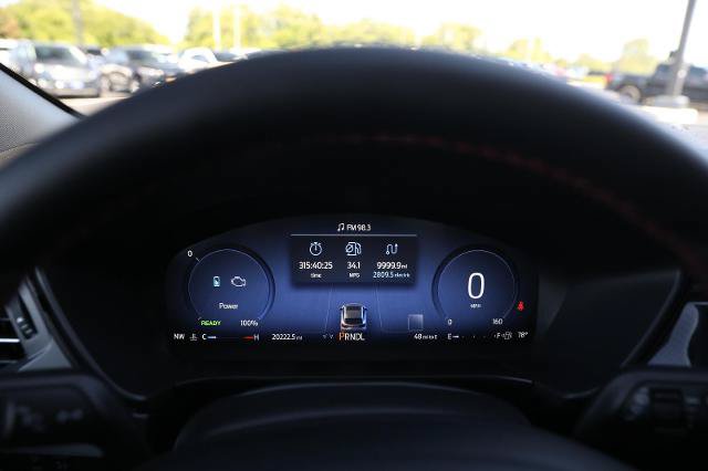 Certified 2025 Ford Escape ST-Line Select w/ Tech Pack #2 AWD/4WD image 37