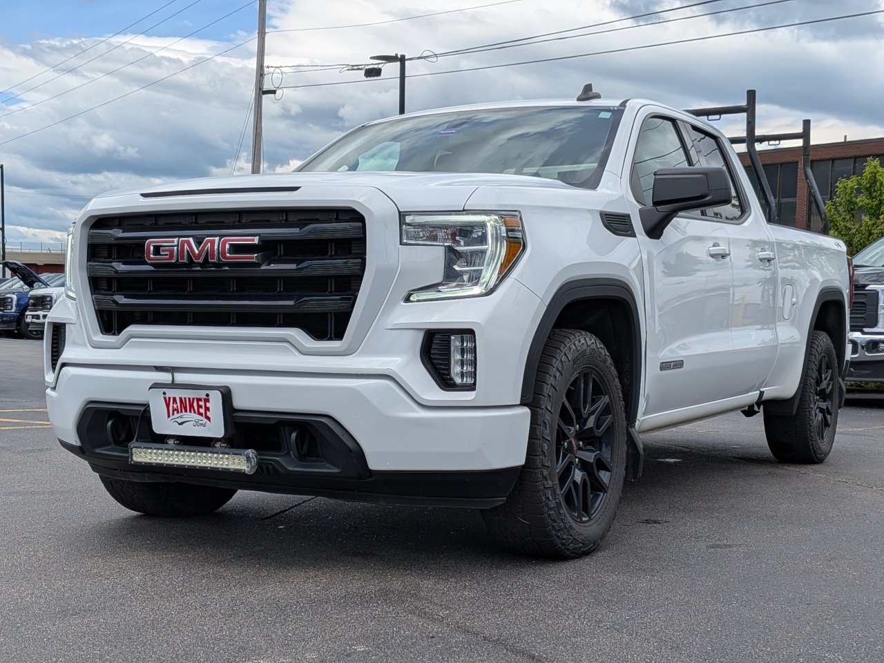 Used 2021 GMC Sierra 1500 Elevation w/ LPO, GMC Protection Package AWD/4WD image 8