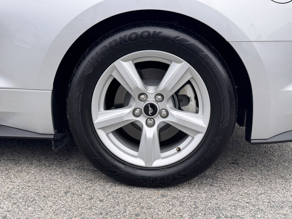 Certified 2019 Ford Mustang Coupe image 14