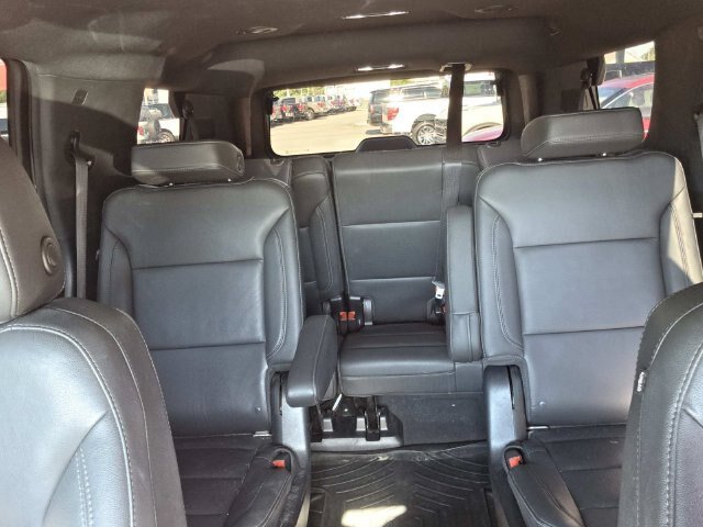 Used 2022 Chevrolet Tahoe Z71 w/ Z71 Off-Road Package AWD/4WD image 26