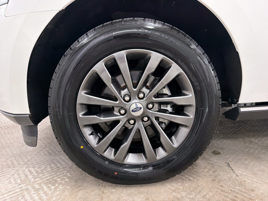 Certified 2021 Ford Expedition Max Limited RWD image 15