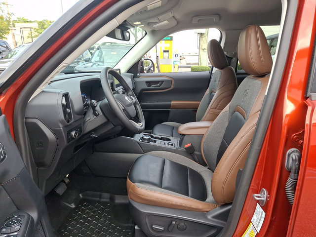 Certified 2024 Ford Bronco Sport Outer Banks AWD/4WD image 3