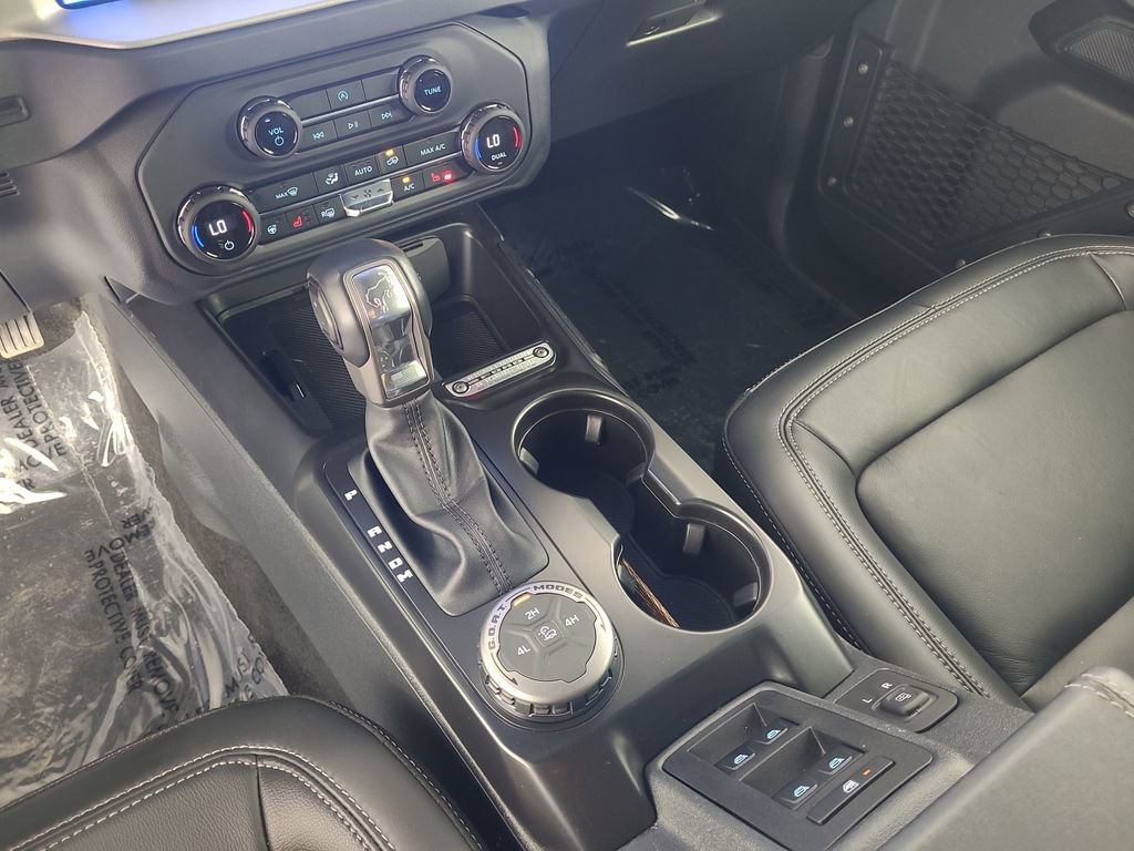 Certified 2025 Ford Bronco Outer Banks AWD/4WD image 16