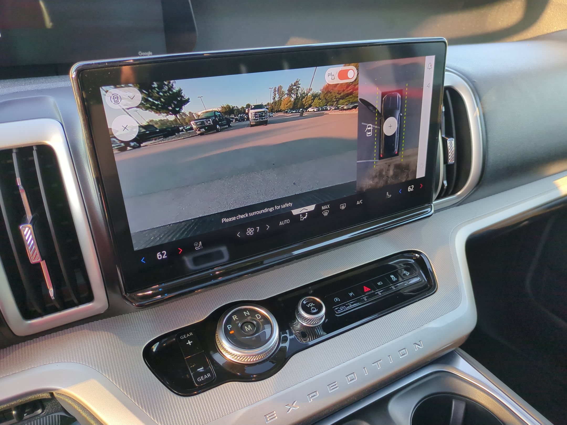 Certified 2025 Ford Expedition Active AWD/4WD image 24