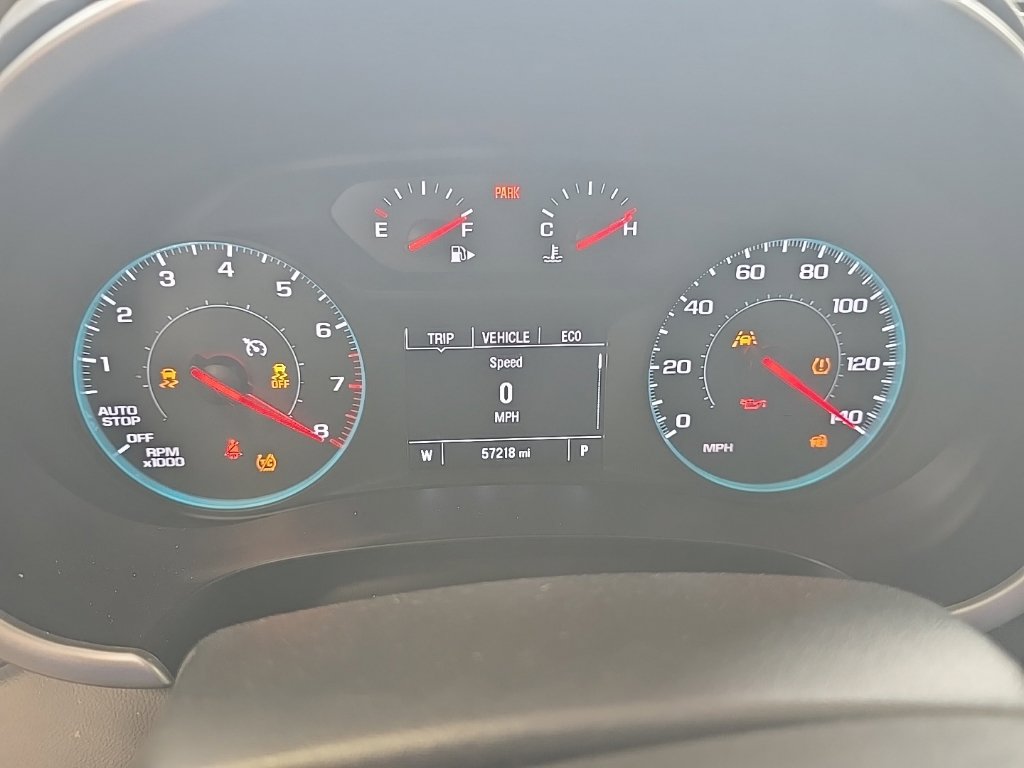 Used 2025 Chevrolet Malibu LT FWD image 2
