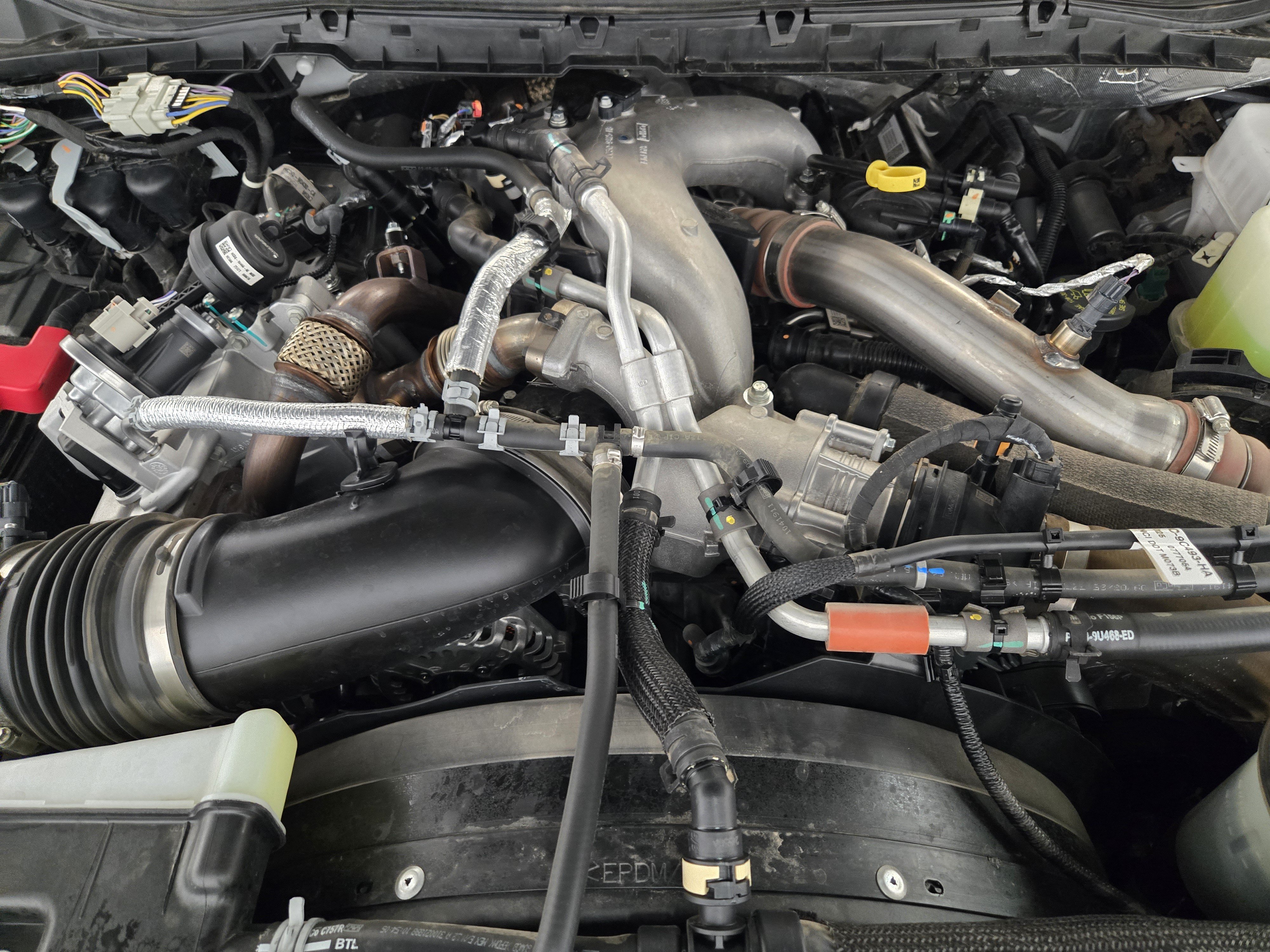 Certified 2026 Ford F350 Platinum AWD/4WD image 32