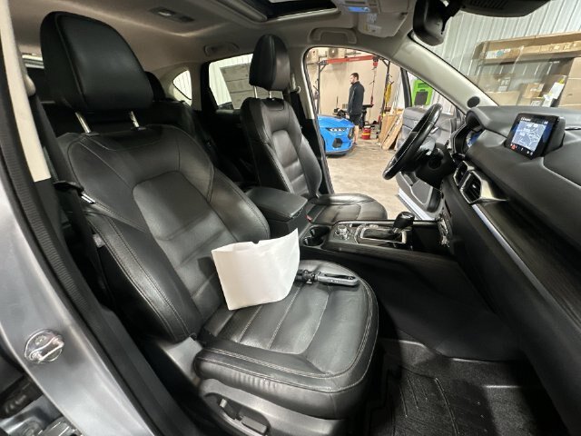 Used 2020 MAZDA CX-5 Grand Touring AWD/4WD image 32