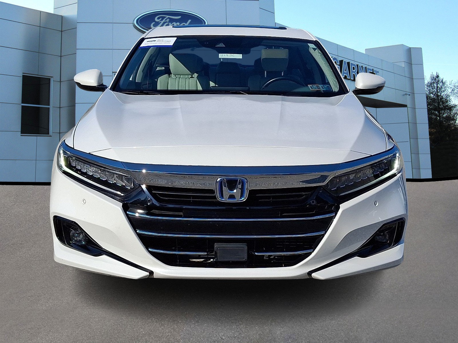 Used 2022 Honda Accord Touring image 3