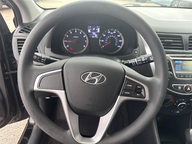 Used 2017 Hyundai Accent SE FWD image 8