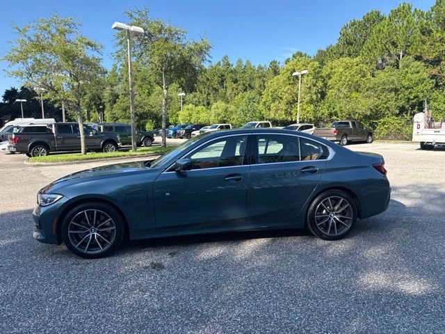 Used 2021 BMW 330e w/ Premium Package RWD image 2