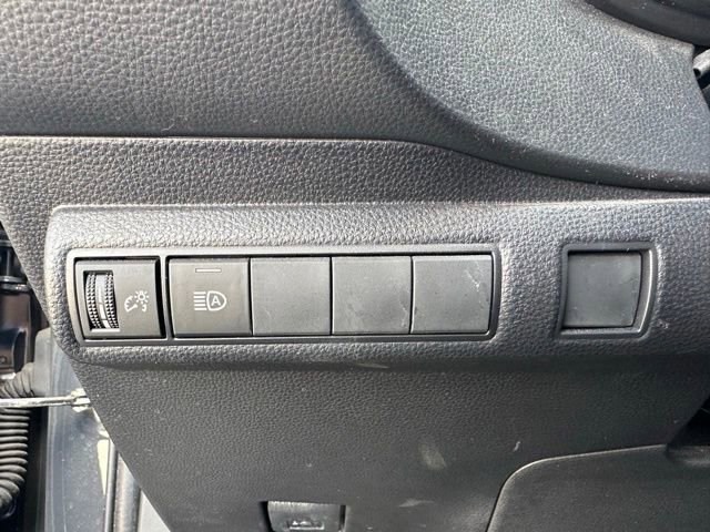 Used 2023 Toyota Corolla LE image 20