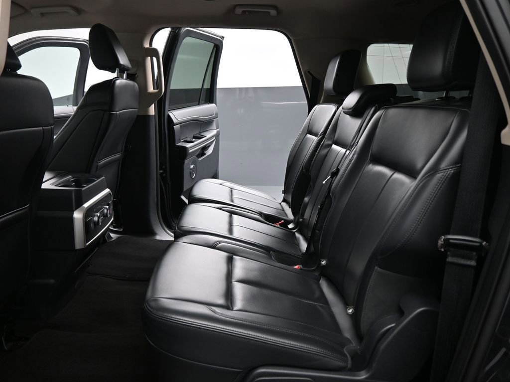 Certified 2024 Ford Expedition Max XLT image 46