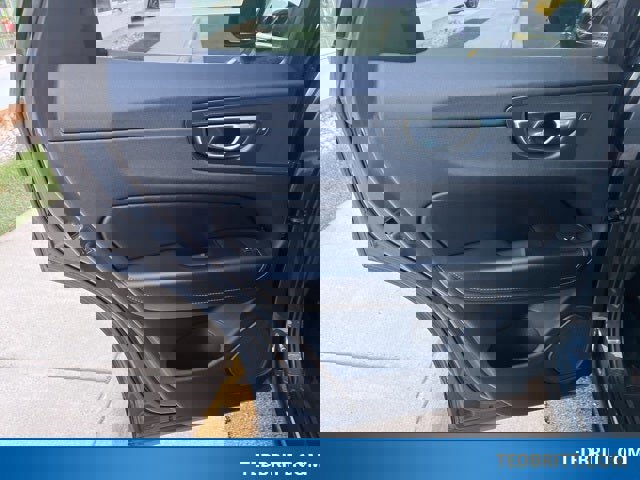 Used 2021 Volvo XC60 T5 Inscription w/ Advanced Package image 18