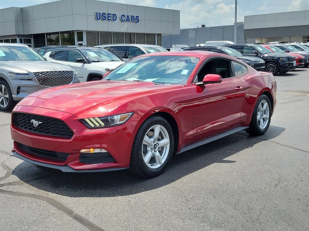 Certified 2017 Ford Mustang Coupe RWD image 8