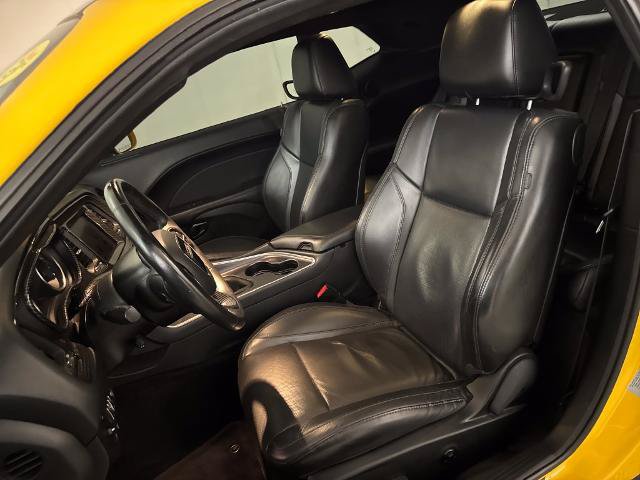 Used 2017 Dodge Challenger R/T Plus RWD image 18