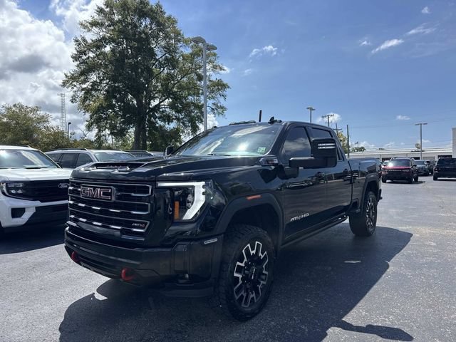 Used 2025 GMC Sierra 2500 AT4 w/ AT4 Premium Plus Package AWD/4WD image 3