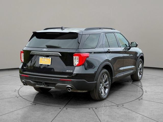Certified 2023 Ford Explorer XLT w/ Equipment Group 202A AWD/4WD image 12