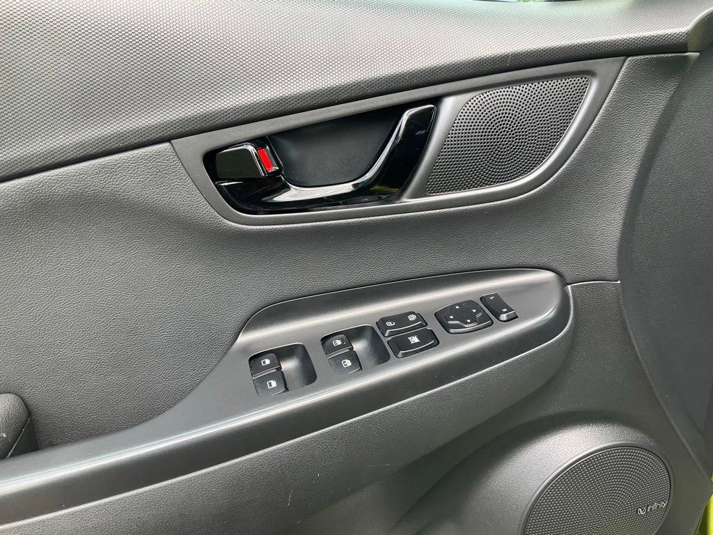 Used 2020 Hyundai Kona Ultimate AWD/4WD image 20