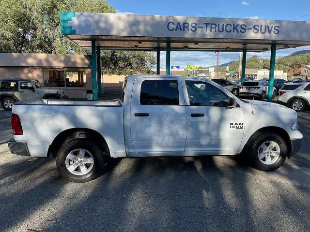 Used 2023 RAM 1500 Classic SLT w/ Electronics Group AWD/4WD image 11