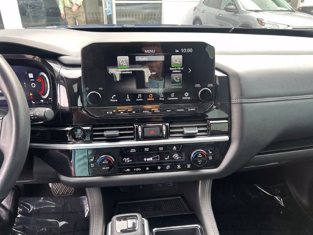 Used 2025 Nissan Pathfinder Platinum w/ Cargo Package FWD image 22