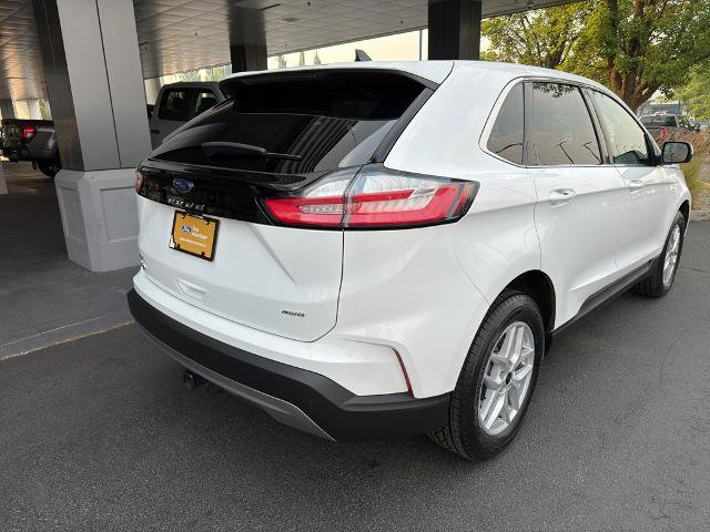 Certified 2024 Ford Edge SEL w/ Convenience Package AWD/4WD image 11