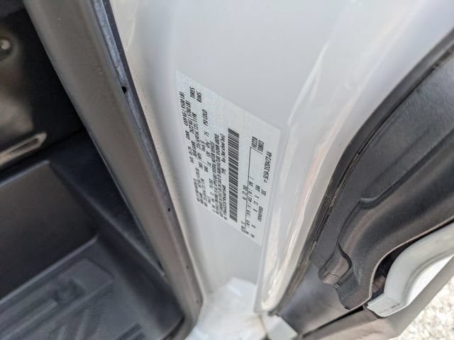 Certified 2024 Ford Transit 350 XLT RWD image 33