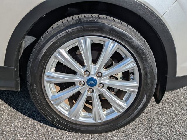 Certified 2019 Ford Escape SEL image 11