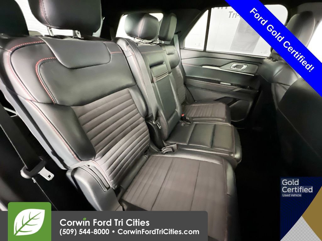 Certified 2025 Ford Explorer ST-Line w/ ST-Line Street Pack image 19