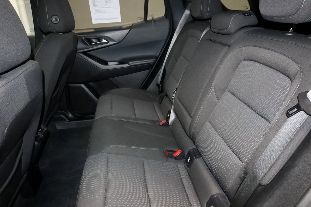 Used 2025 Chevrolet Equinox LT image 22