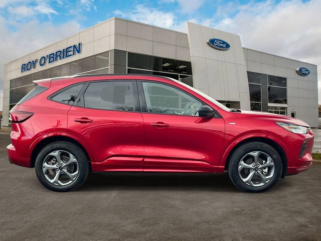 Certified 2024 Ford Escape ST-Line w/ Tech Pack #1 AWD/4WD image 6