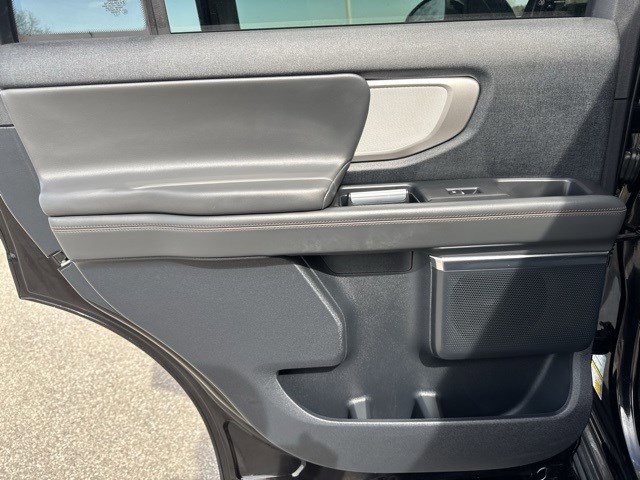 Certified 2025 Ford Expedition Active image 25