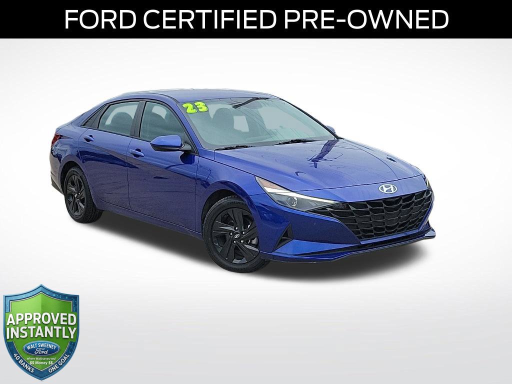 Used 2023 Hyundai Elantra SEL FWD image 1