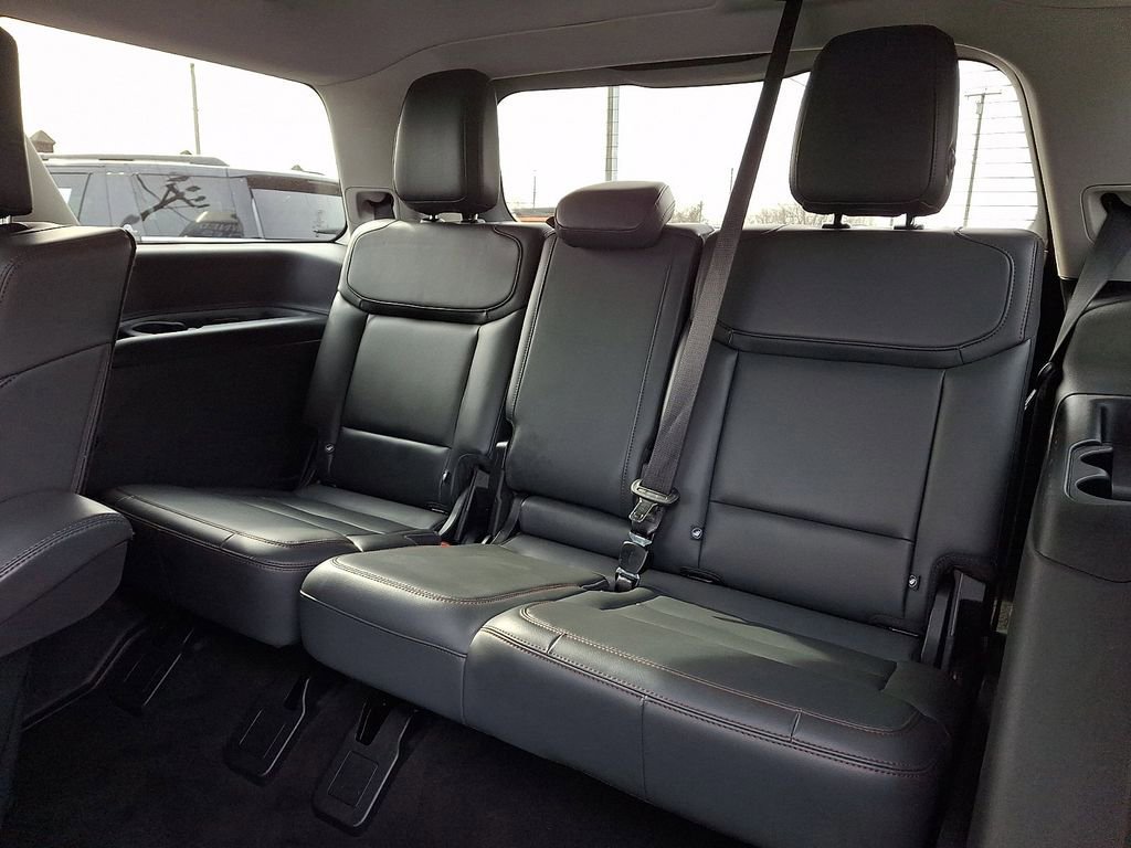 Certified 2025 Ford Expedition Active image 12