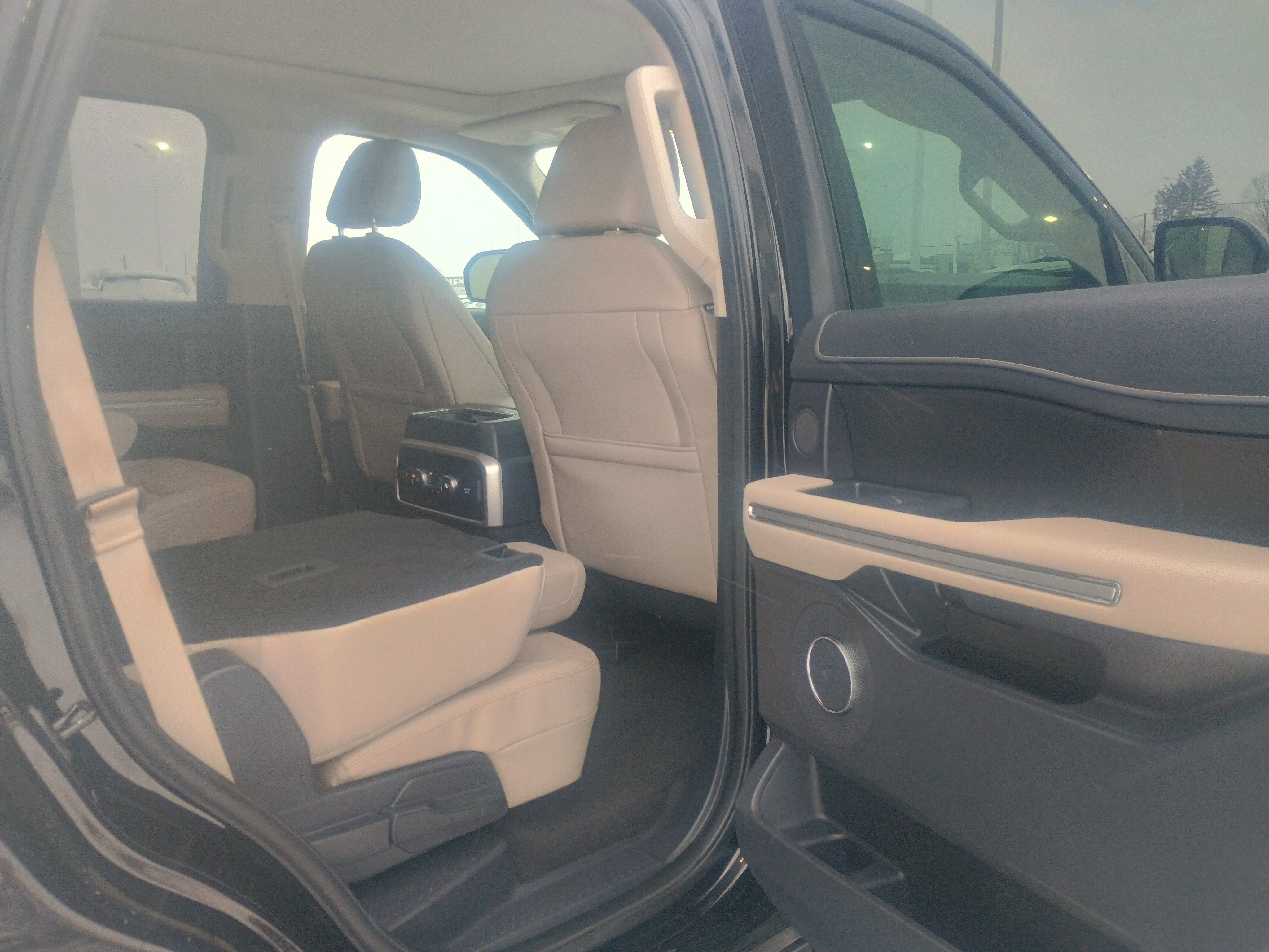 Certified 2023 Ford Expedition Limited image 20