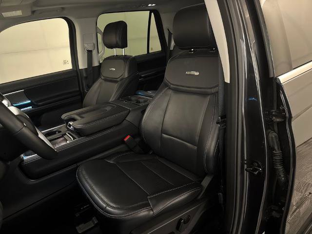 Certified 2025 Ford Expedition Platinum AWD/4WD image 19