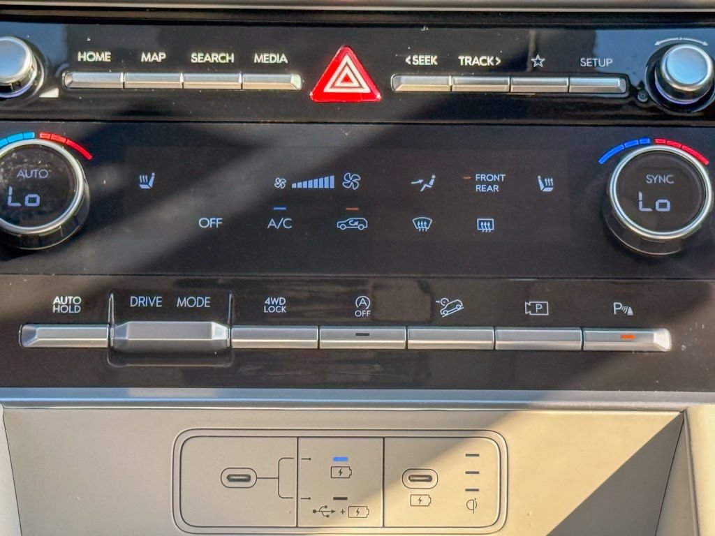 Used 2024 Hyundai Santa Fe SEL AWD/4WD image 11