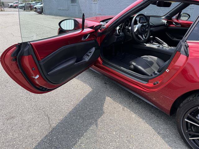 Used 2026 MAZDA MX-5 Miata RF Grand Touring RWD image 32