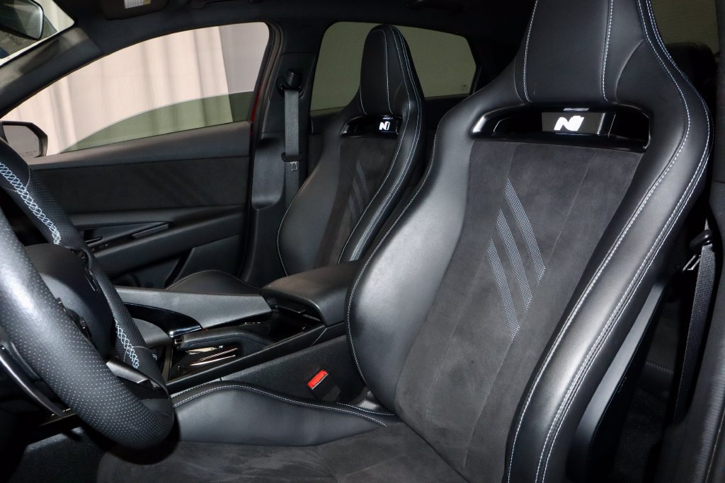 Used 2025 Hyundai Elantra N FWD image 27