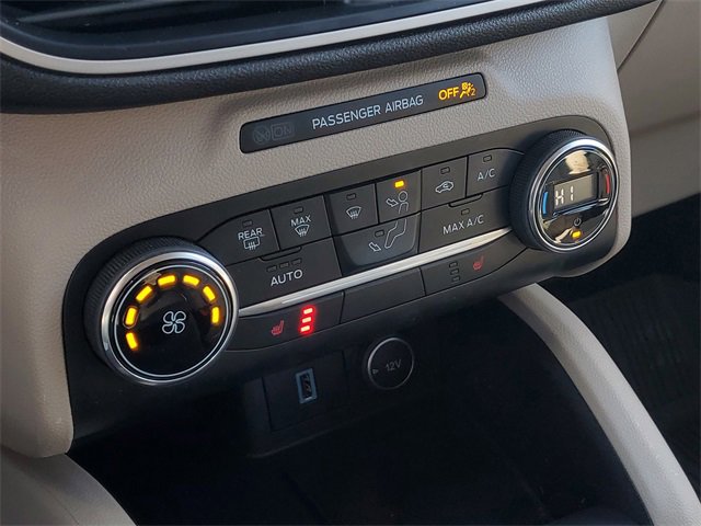 Certified 2020 Ford Escape SE image 21