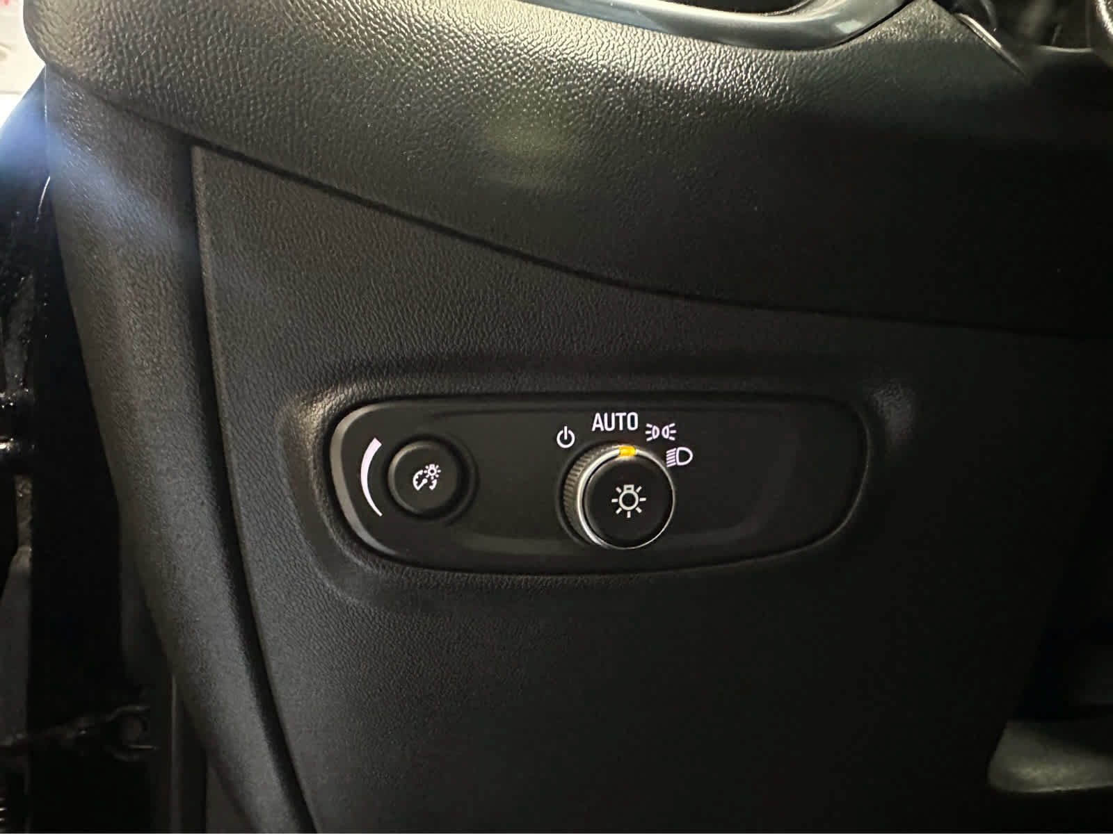 Used 2022 Chevrolet Equinox LT AWD/4WD image 22