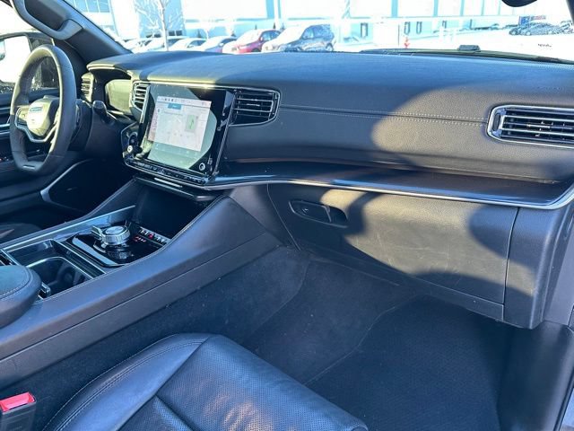 Used 2022 Jeep Wagoneer Series I w/ Premium Group I AWD/4WD image 8