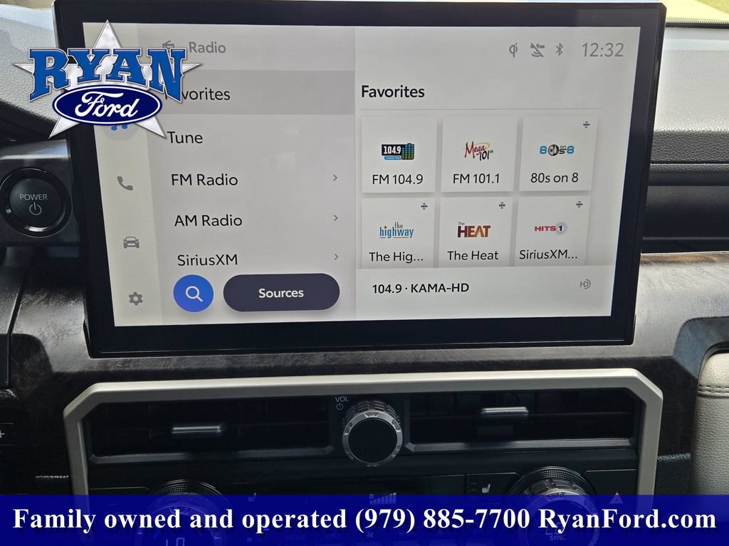 Used 2024 Toyota Tacoma Limited AWD/4WD image 12