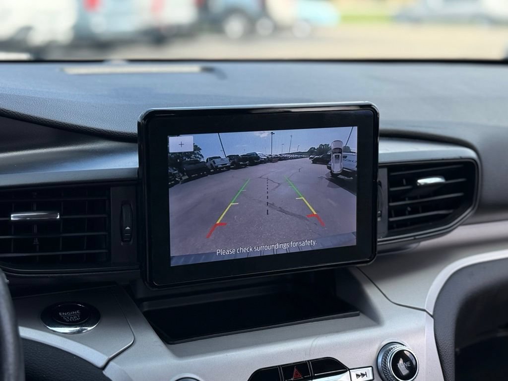 Certified 2023 Ford Explorer XLT AWD/4WD image 3