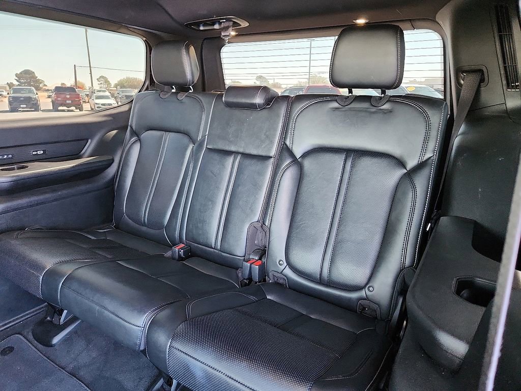 Used 2024 Jeep Wagoneer Series II image 15