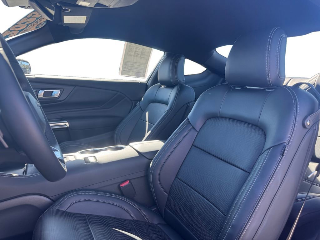 Certified 2025 Ford Mustang GT Premium image 9