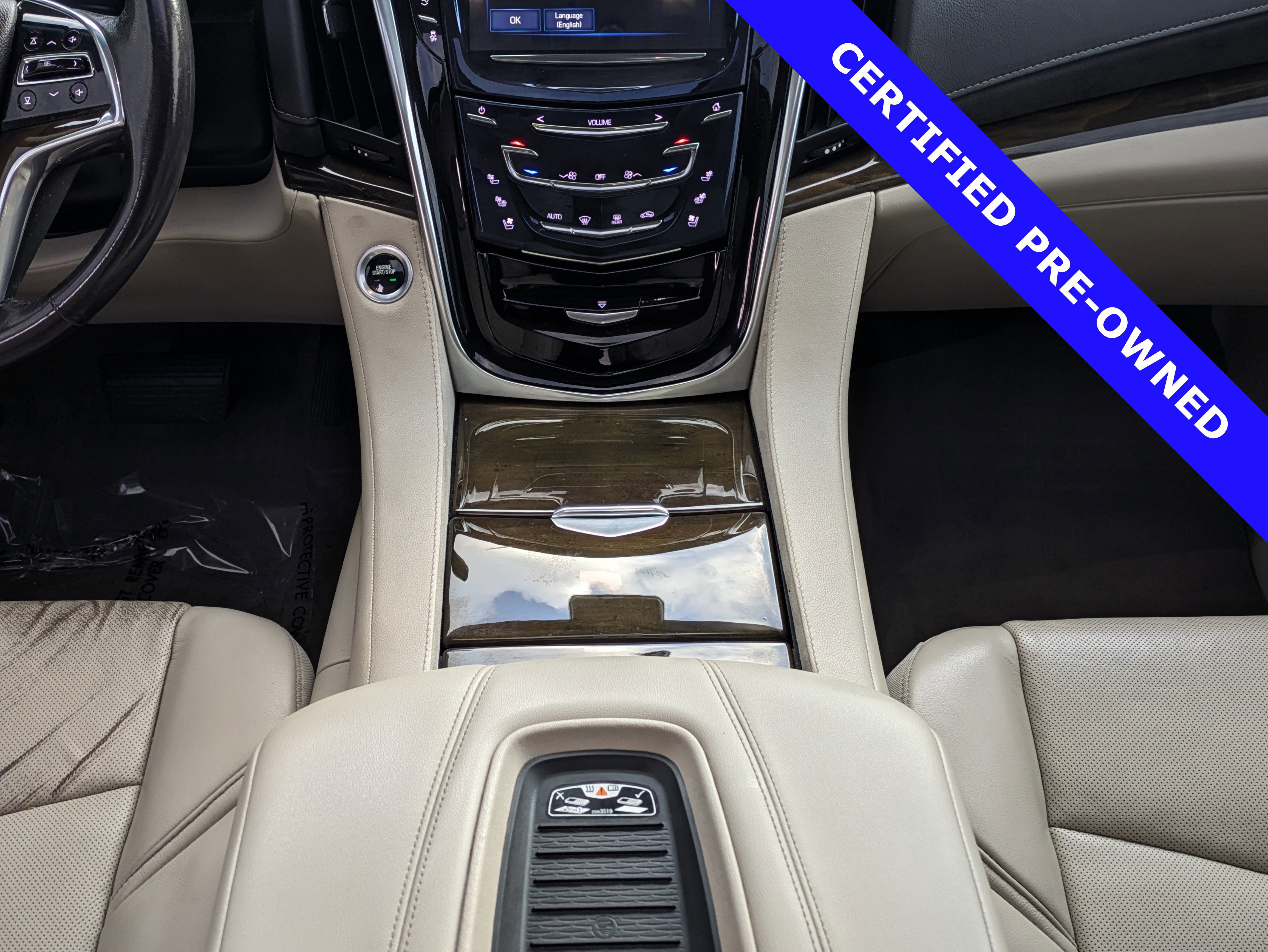 Used 2020 Cadillac Escalade Premium Luxury image 21