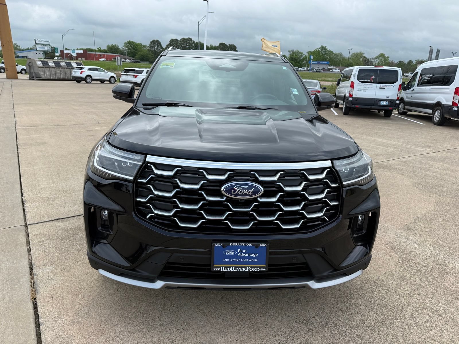Certified 2025 Ford Explorer Platinum w/ LUX Leather Package AWD/4WD image 2