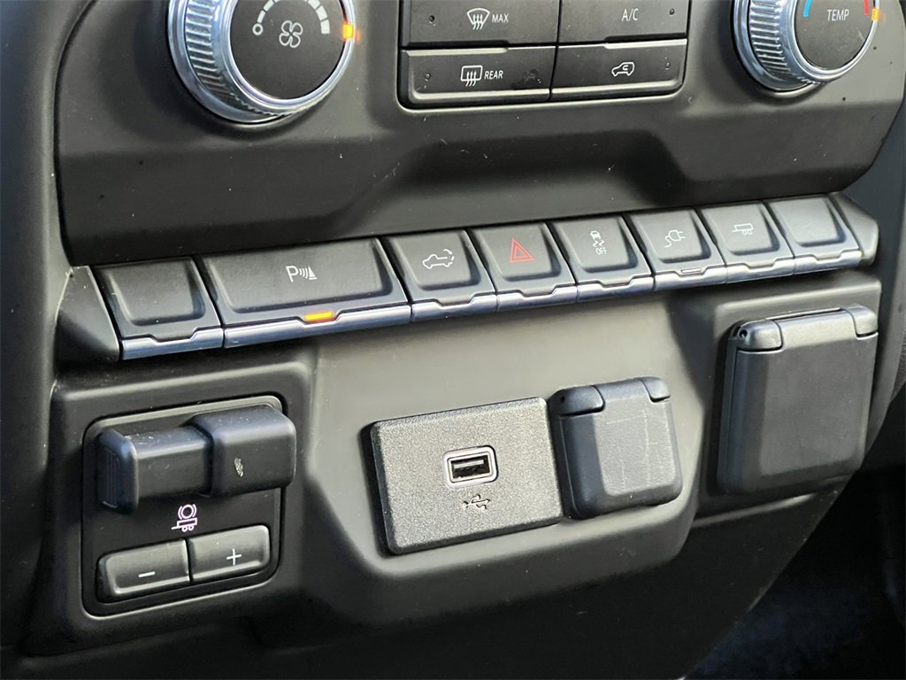 Used 2019 GMC Sierra 1500 2WD Crew Cab w/ 1SA Driver Alert Package I image 26