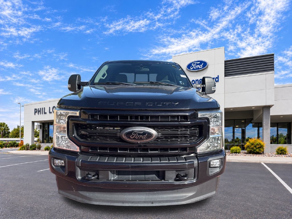 Certified 2022 Ford F250 XLT w/ Black Appearance Package AWD/4WD image 2