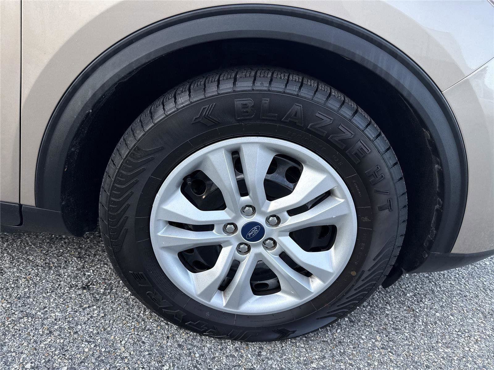 Certified 2021 Ford Escape S image 17